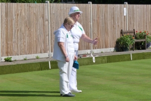 I'd bowl this side.jpg