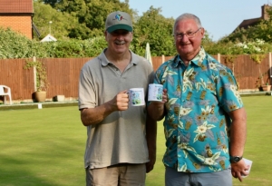 Graham and John with their Bowls Excuse mugs for being runners up..jpeg